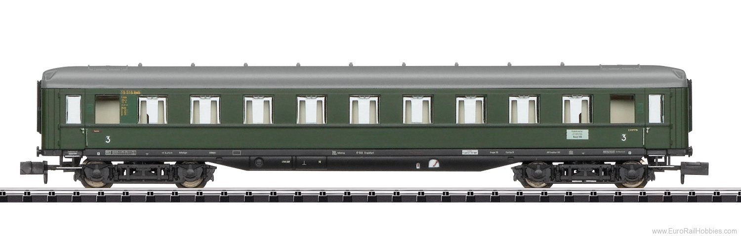 Trix 18486 DB D 96 Express Train Passenger Car, 3rd Clas
