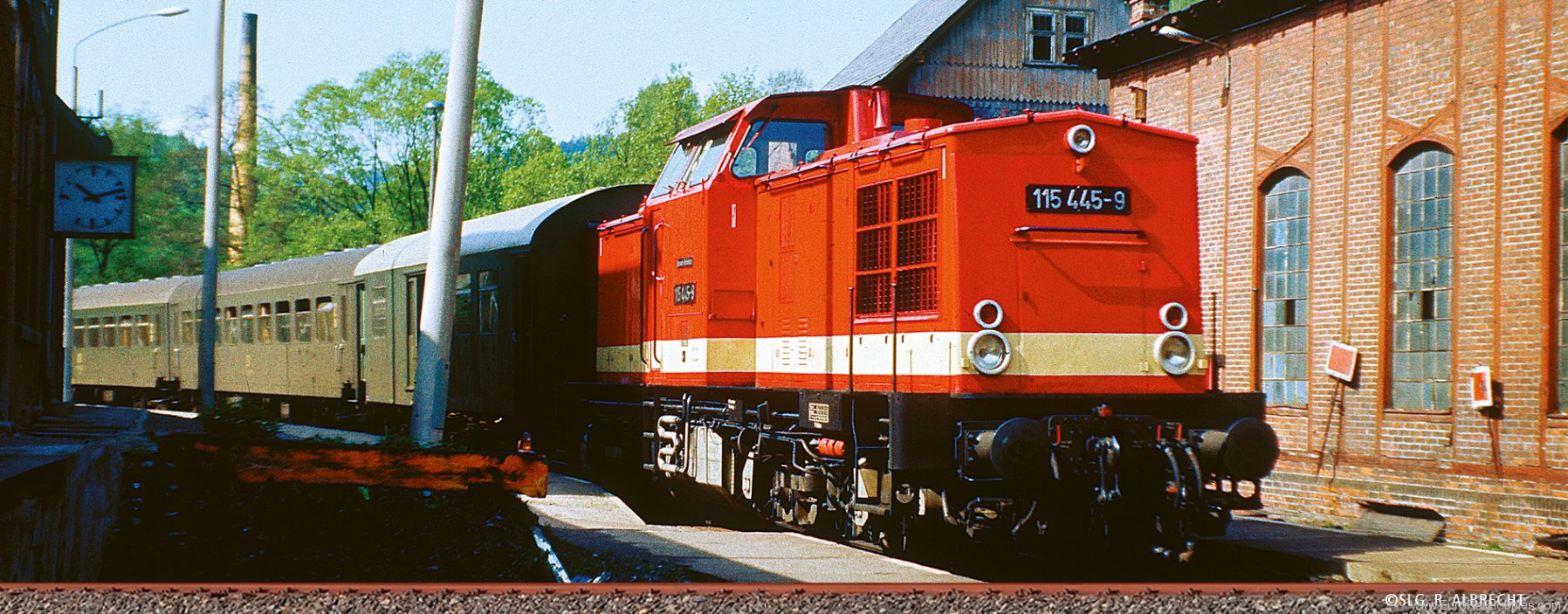 Brawa 41714 Diesel Locomotive BR 115 DR (DC Analog Basic 
