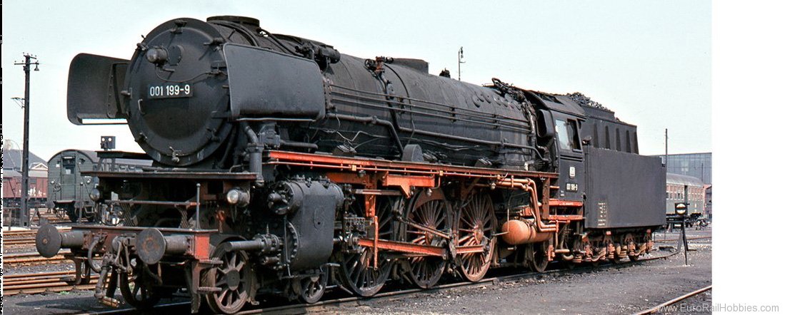 Brawa 70064 Express Train Steam Locomotive BR 001 DB(DC A