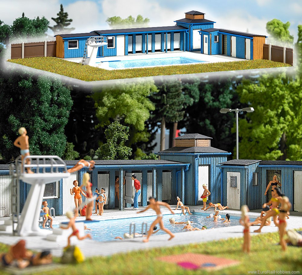 Busch 1433 Open-Air Swimming Pool 