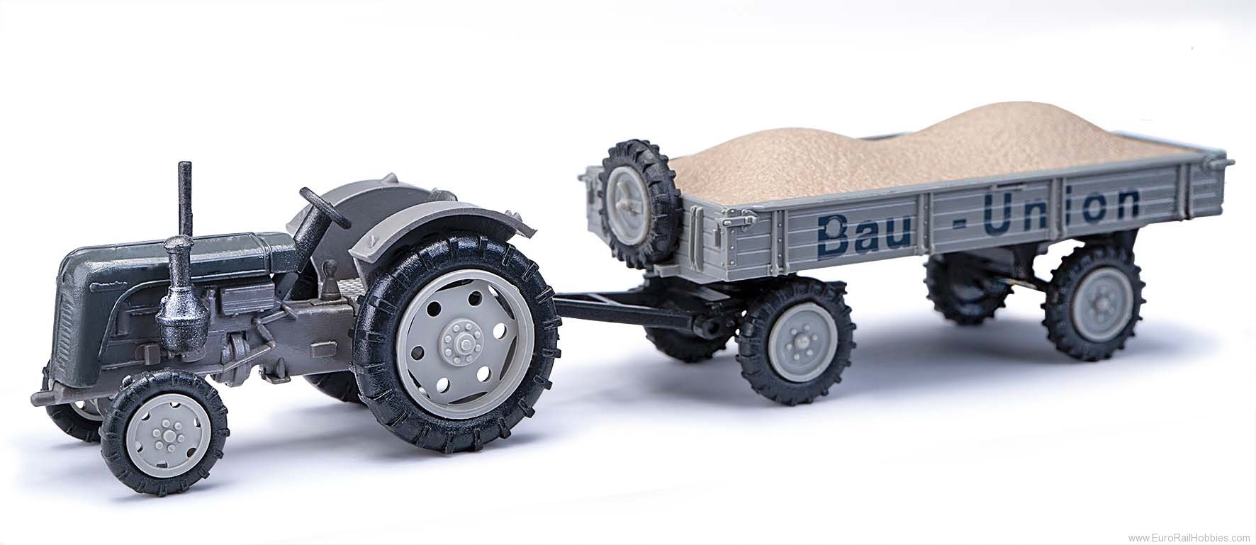 Busch 210110125 MH: Famulus tractor with trailer Â»Bau-Unio
