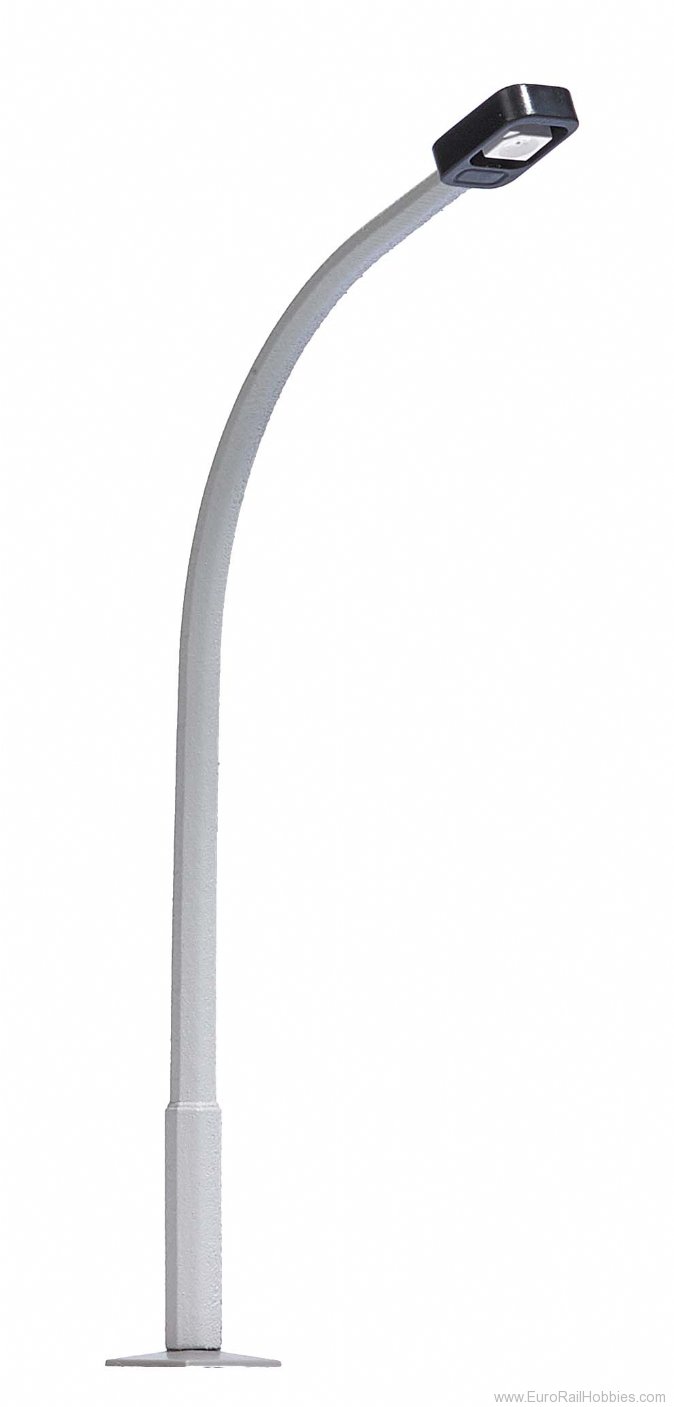 Busch 4125 Street lamp with bent concrete mast - White L