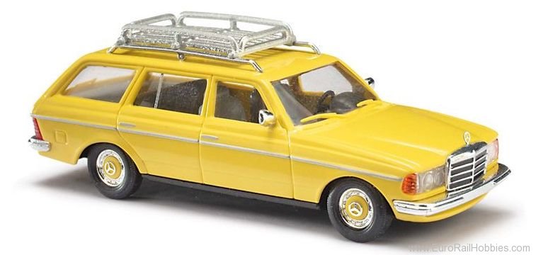 Busch 46815 Mercedes-Benz W123 Estate with a large roof r