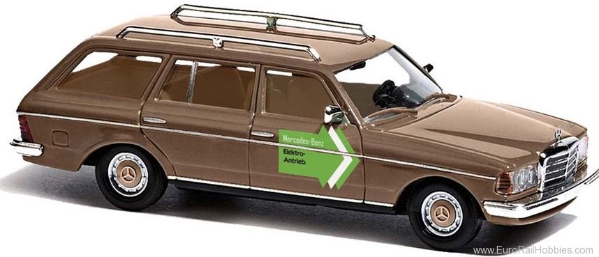 Busch 46816 Mercedes-Benz W 123 station wagon, electric d