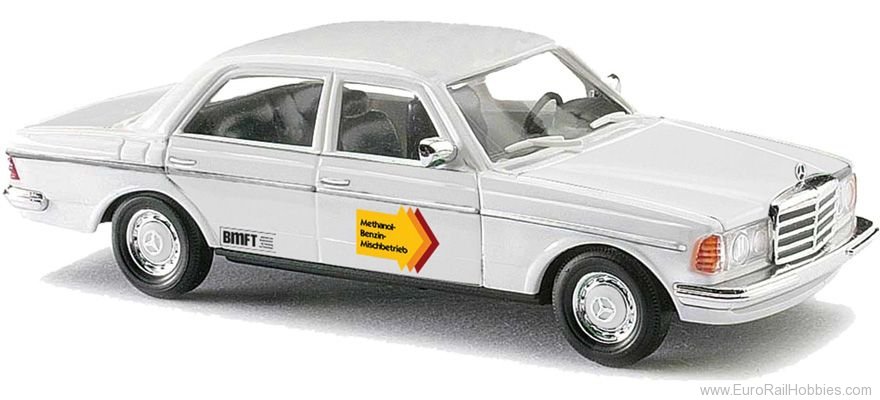 Busch 46874 Mercedes-Benz W 123 sedan, methanol petrol