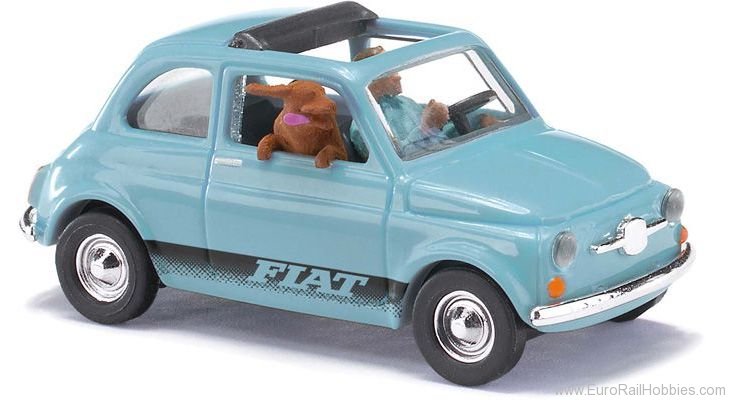 Busch 48735 Fiat 500 with driver and dog