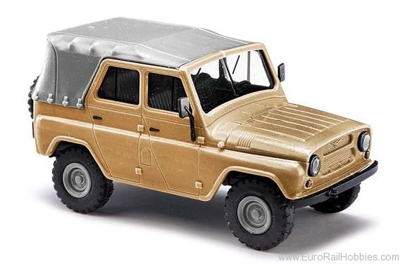 Busch 52160 UAZ 469 mit Dach, beige