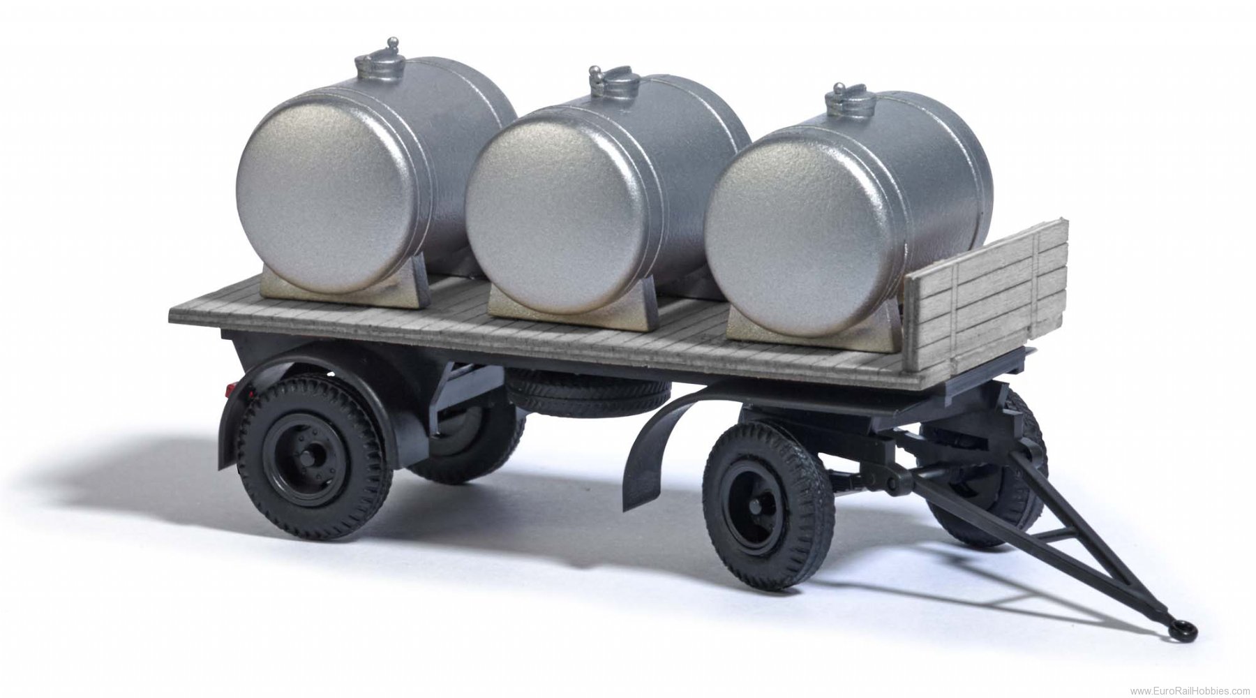 Busch 53326 IFA HL 80 mit Wassertanks