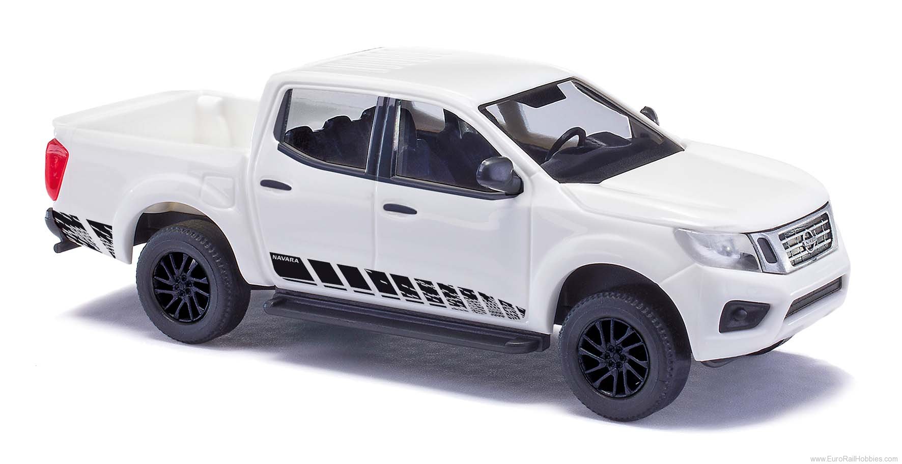 Busch 53712 Nissan Navara, N-Guard, White