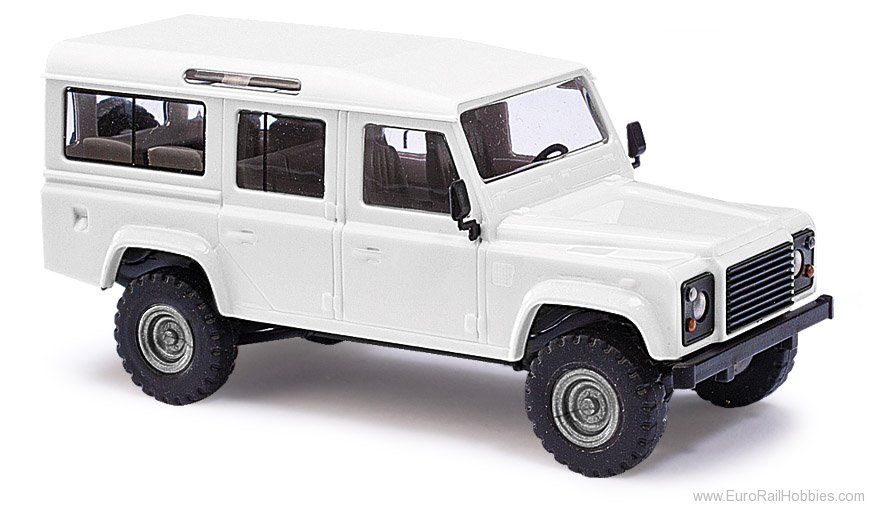 Busch 60209 Unassembled Kit: Land Rover Defender