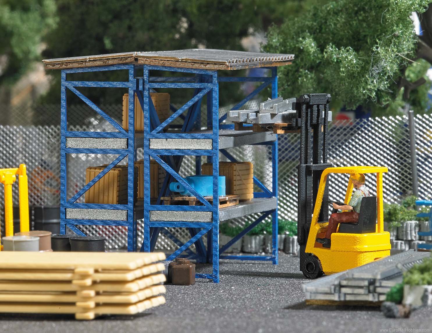 Busch 7845 Action Set - Forklift truck with driver