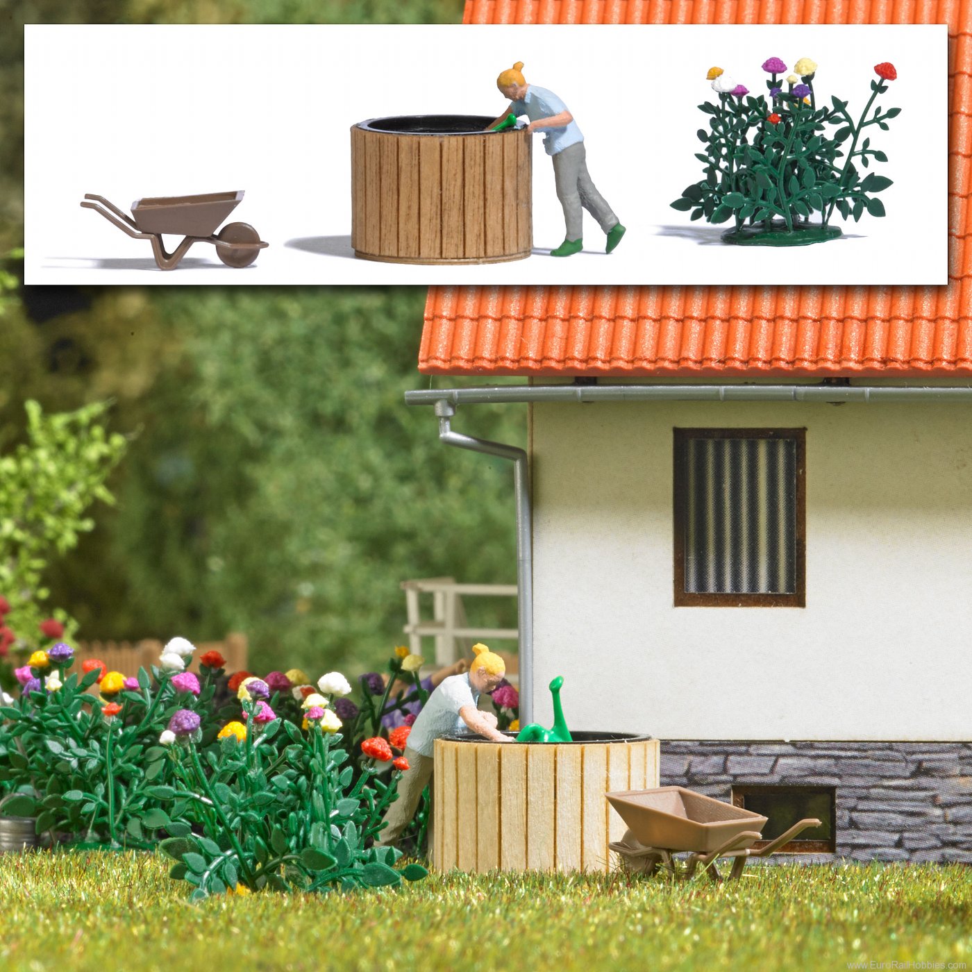 Busch 7917 Fetching water