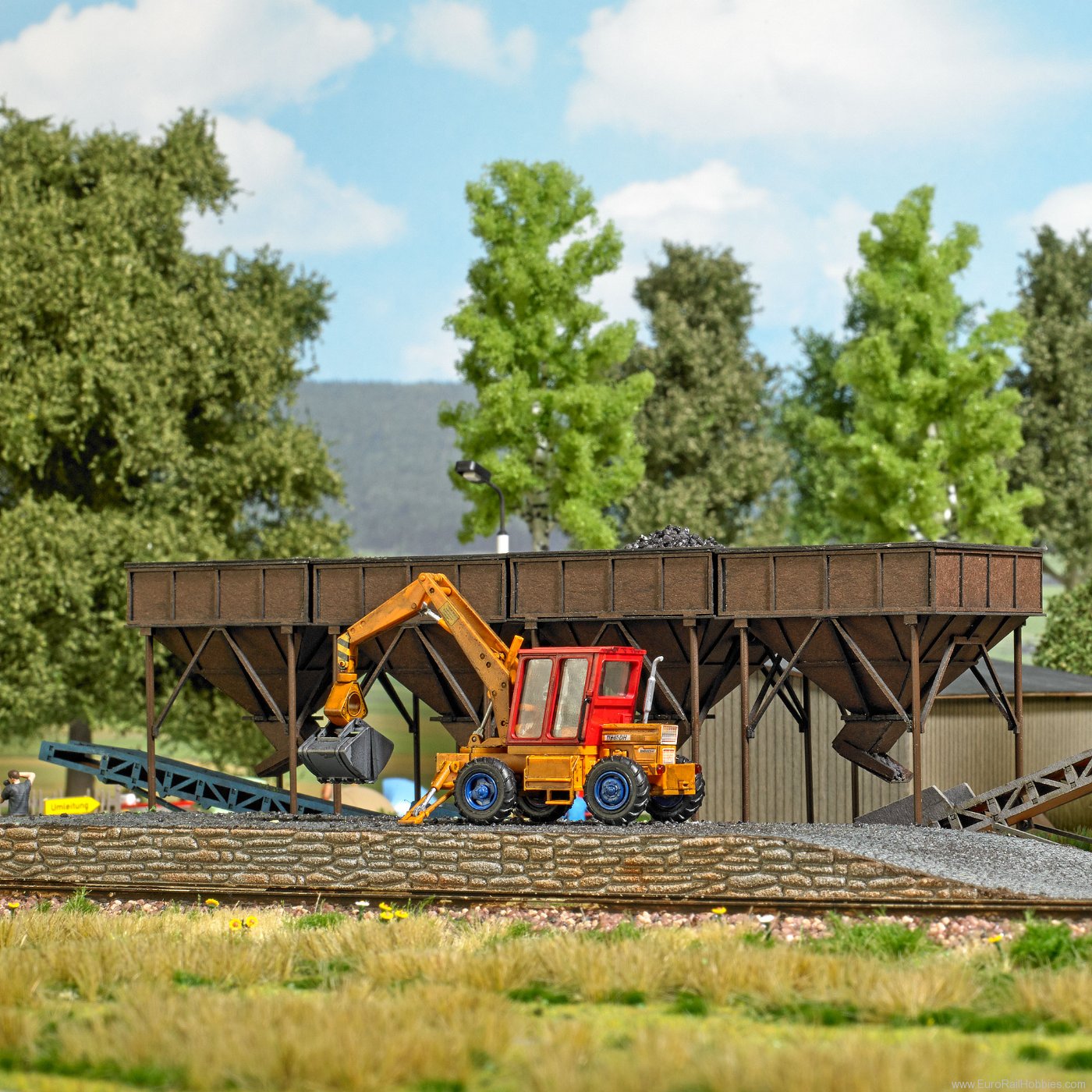 Busch 8778 2 Coal bunkers