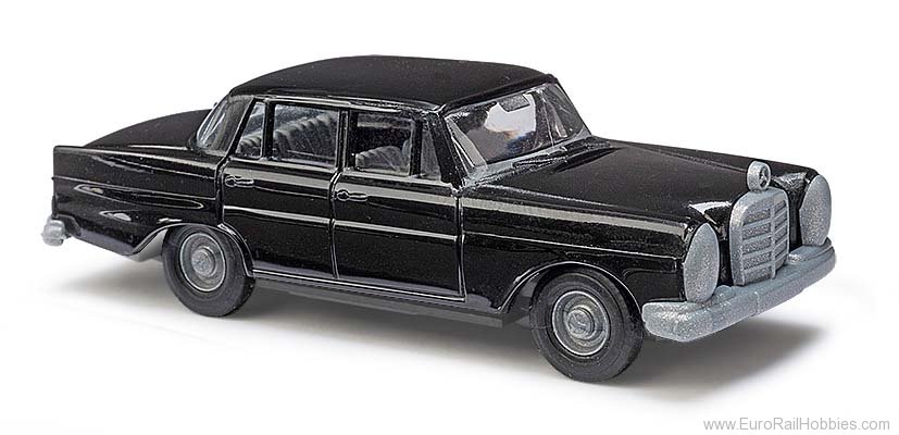 Busch 89100 Mercedes 220, Schwarz