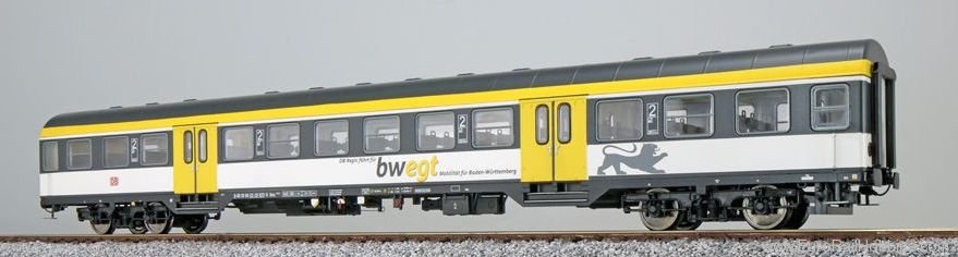 ESU 36511 n-Wagon, H0, Bnrz 450.3, 22-35 927-9, 2nd cla