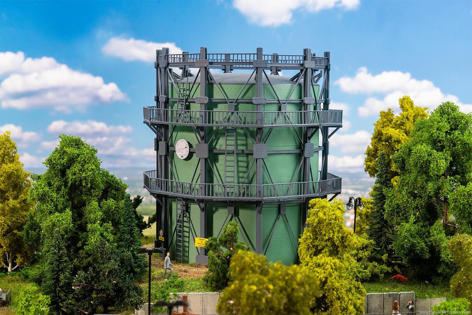 Faller 130157 Gasometer with pipework