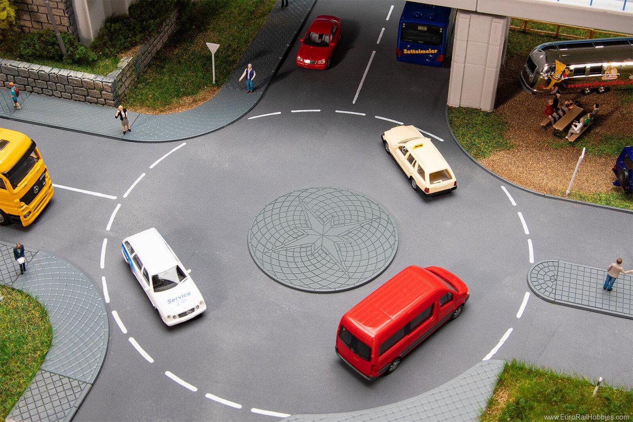 Faller 180277 Mini roundabout and traffic island