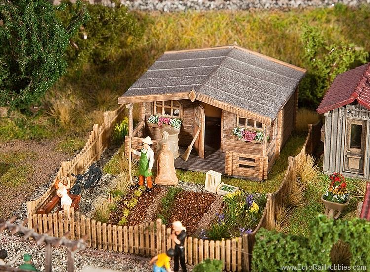 Faller 180493 Allotments with large garden house