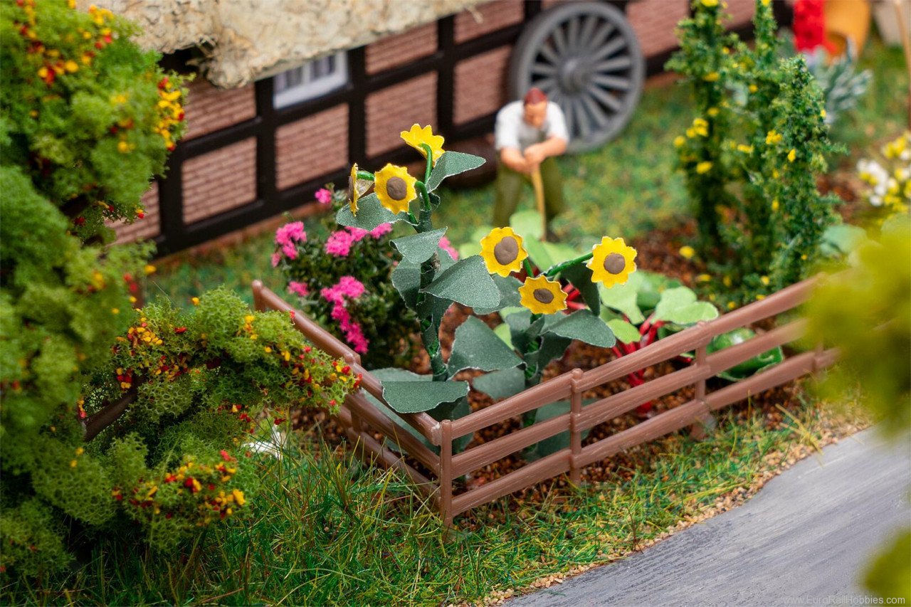 Faller 181289 Flowers in front garden