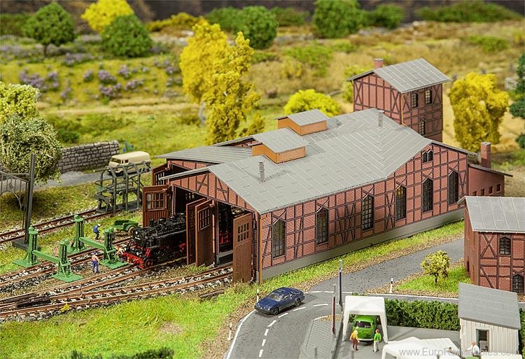 Faller 222113 Depot set engine shed