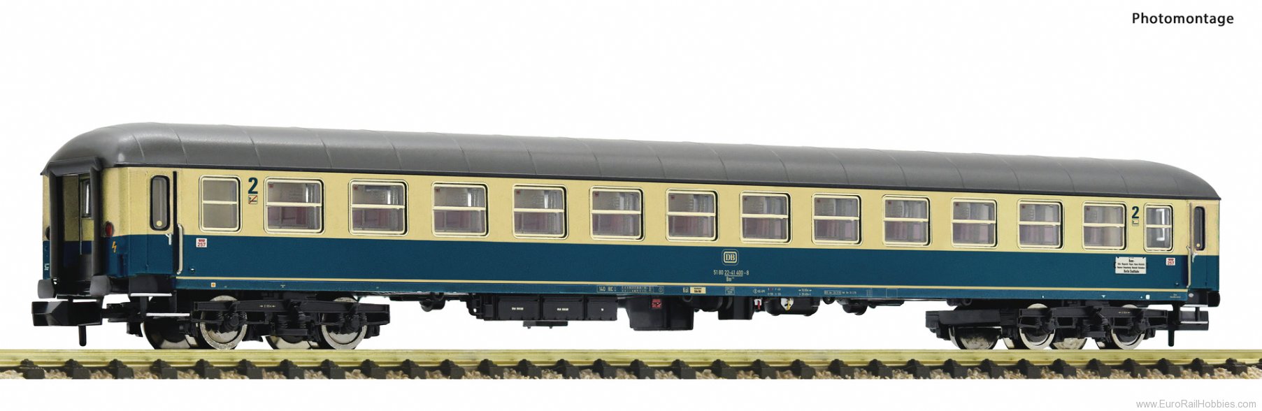 Fleischmann 6260035 2nd class express train coach, DB