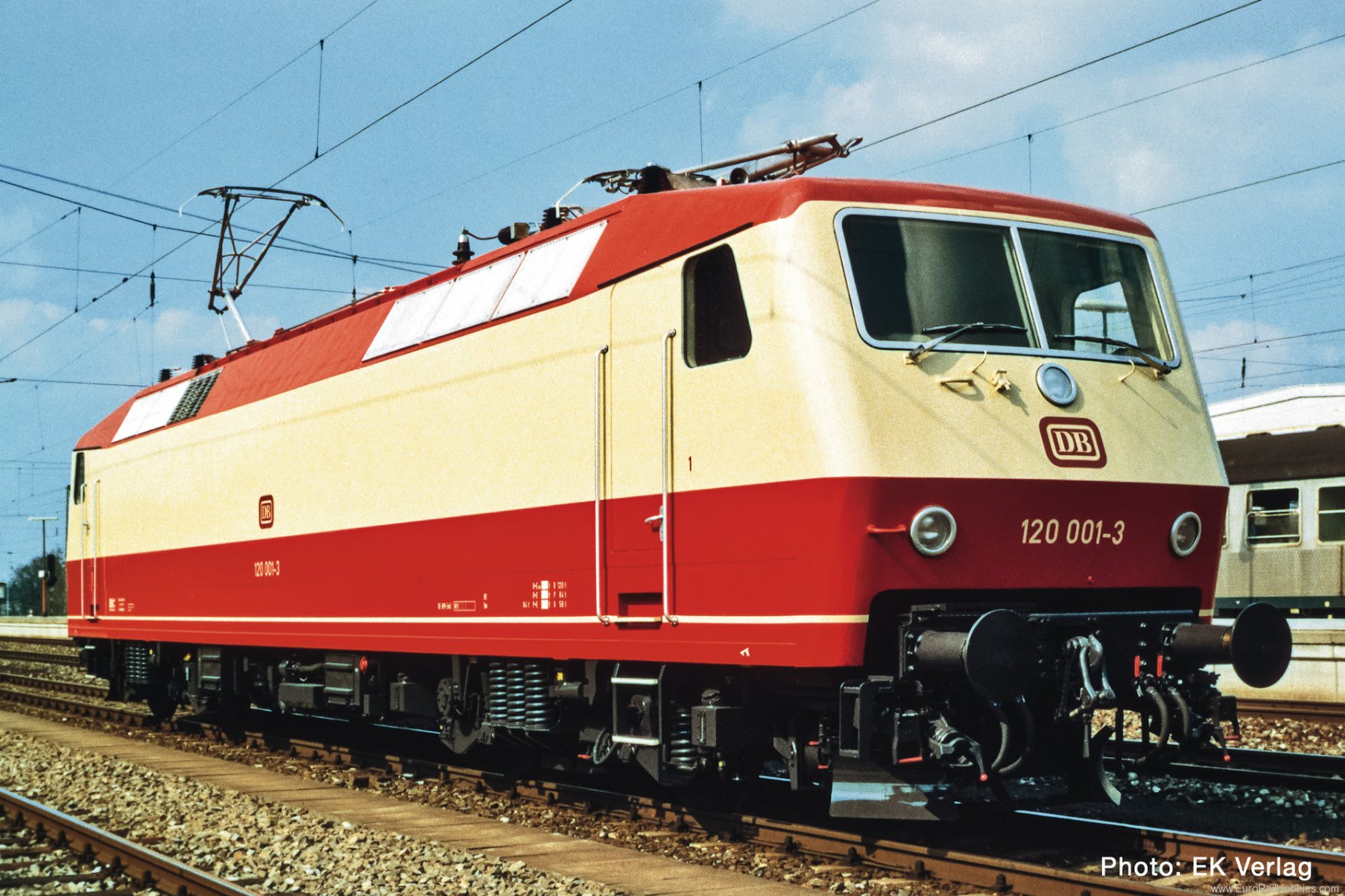 Fleischmann 7560059 DB Electric locomotive 120 001-3 (New Tooling