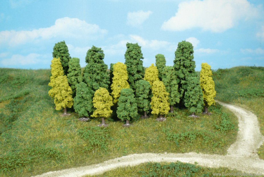 Heki 1318 20 Tree Forest 4-8cm