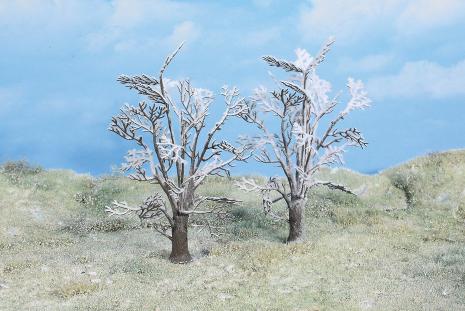 Heki 2106 2 Winter Trees 14 cm