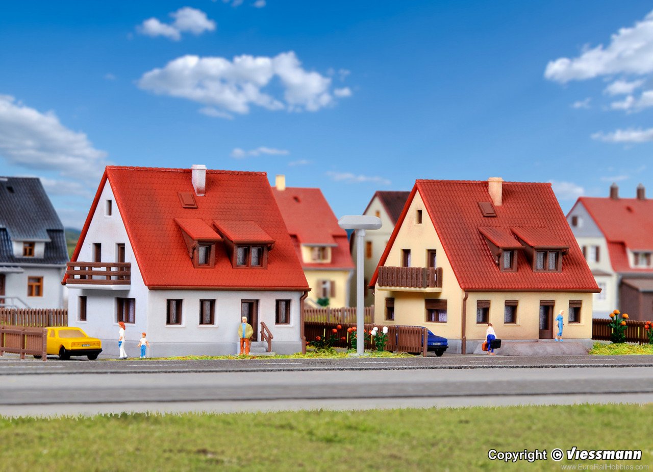 Kibri 36780 Z Settlement houses from the 1930's, 2 pcs.