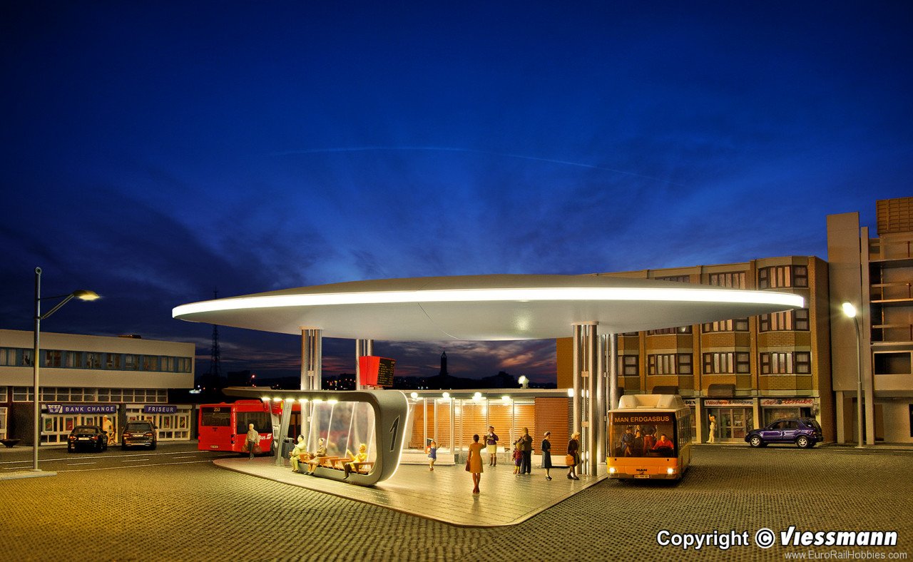 Kibri 39006 H0 2 Bus stops with roof incl. LED lighting, 