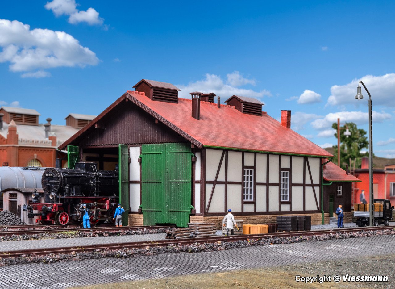 Kibri 39438 H0 Loco shed, double track