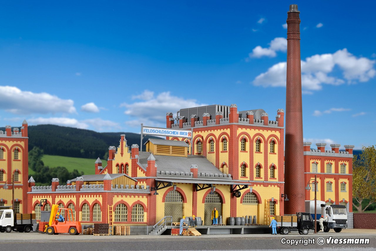 Kibri 39826 H0 Cold storage depot for brewery Feldschloss