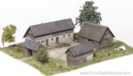 MBZ Thomas Oswald 10071 4 Piece Barn Set