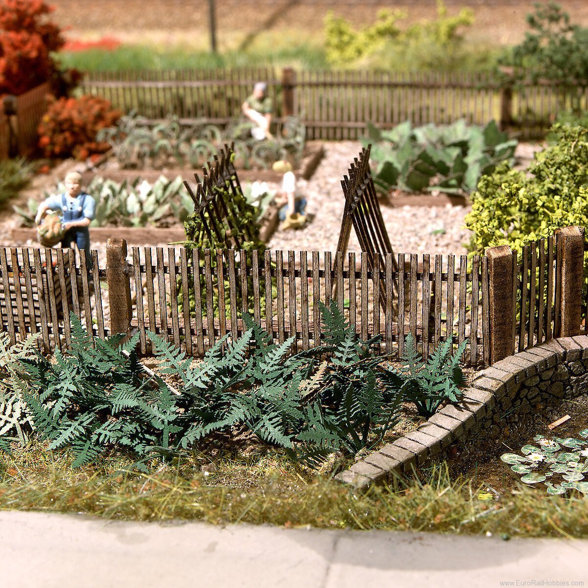 MBZ Thomas Oswald 84013 Wooden Fence