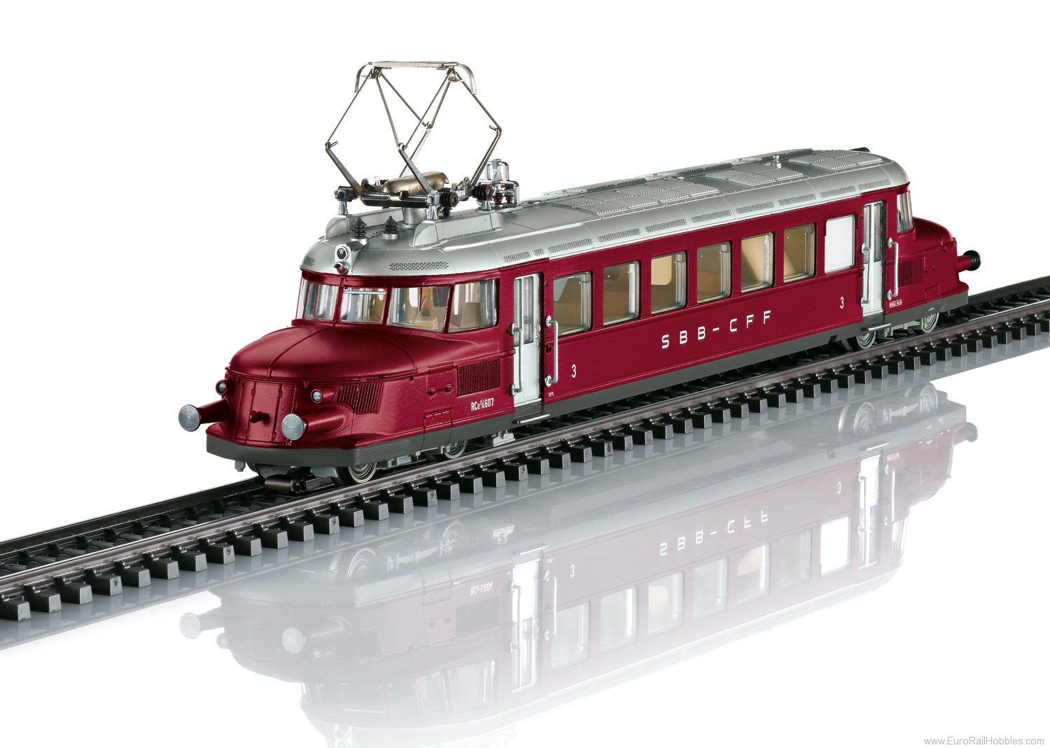 Marklin 38860 OeBB Cl. RCe2/4 Red Arrow Railcar (MFX+ w/Sou