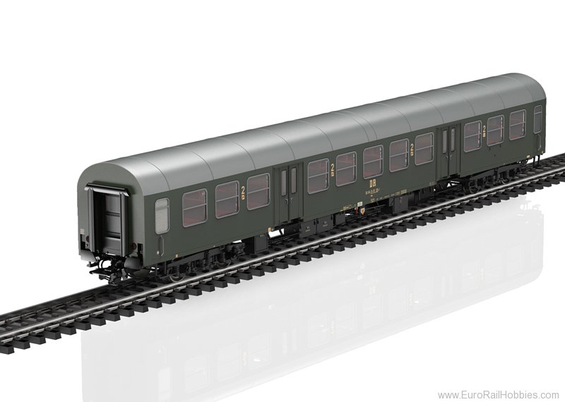 Marklin 42580 DR/GDR  Halberstadt Center Entry Car 3 Piece 