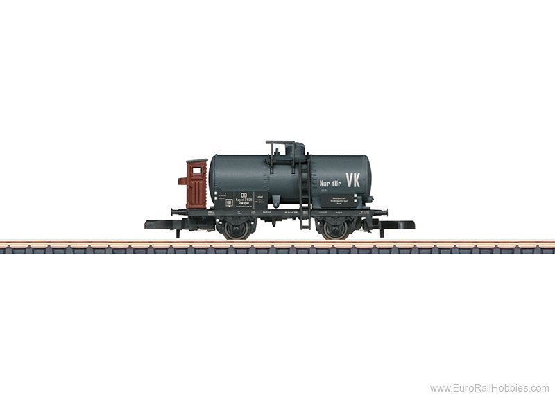 Marklin 82303 Marklin DB Maintenance Tank Car w/Brakeman's 