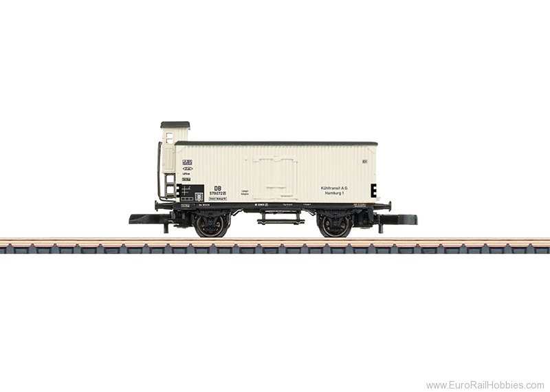 Marklin 86620 DB Refrigerator Car with a Brakemanâs Ca