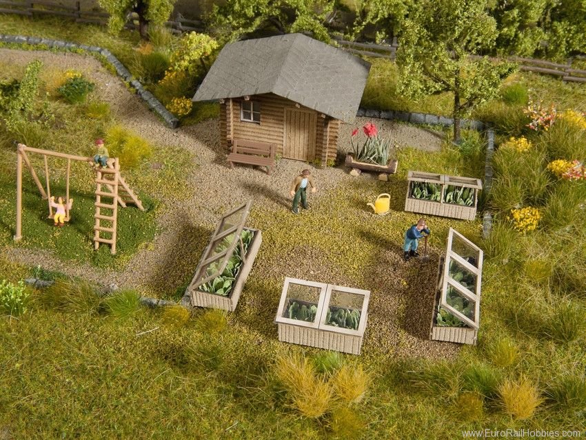 Noch 14025 Cold Frames with Lettuce