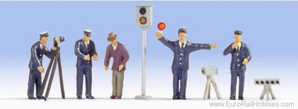 Noch 15100 Police Officers
