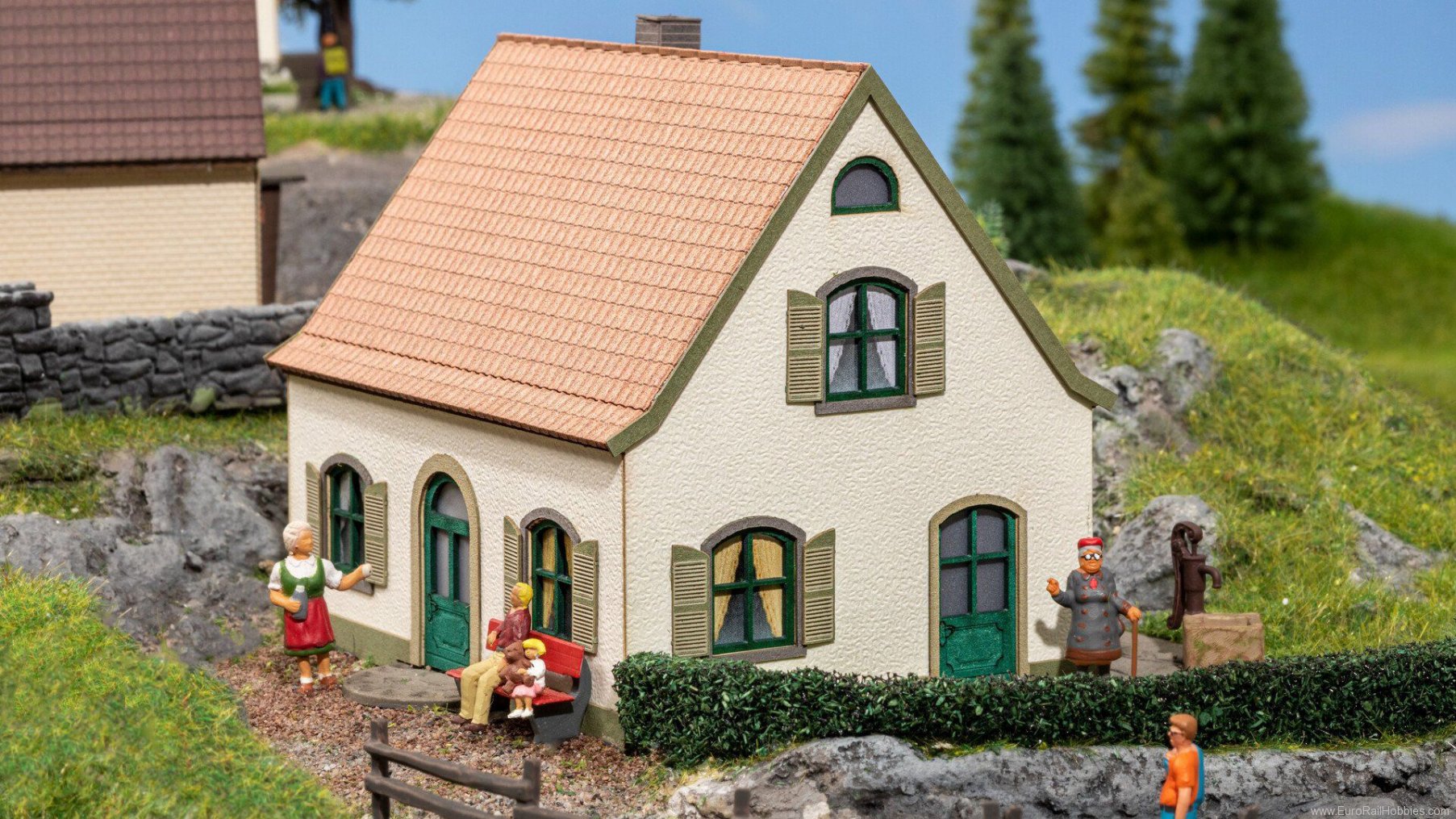 Noch 63608 Small Detached House