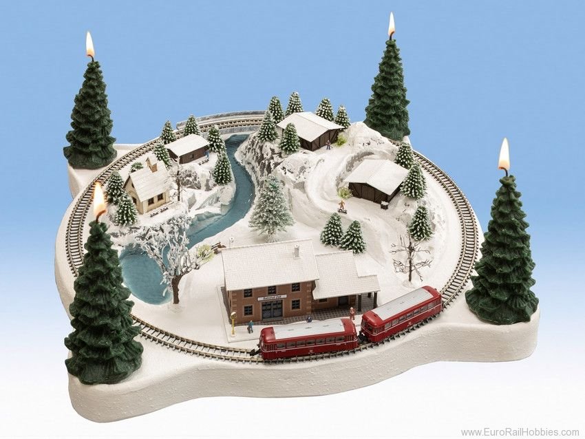 Noch 88063 Winter Magic Christmas Layout with MARKLIN Tr