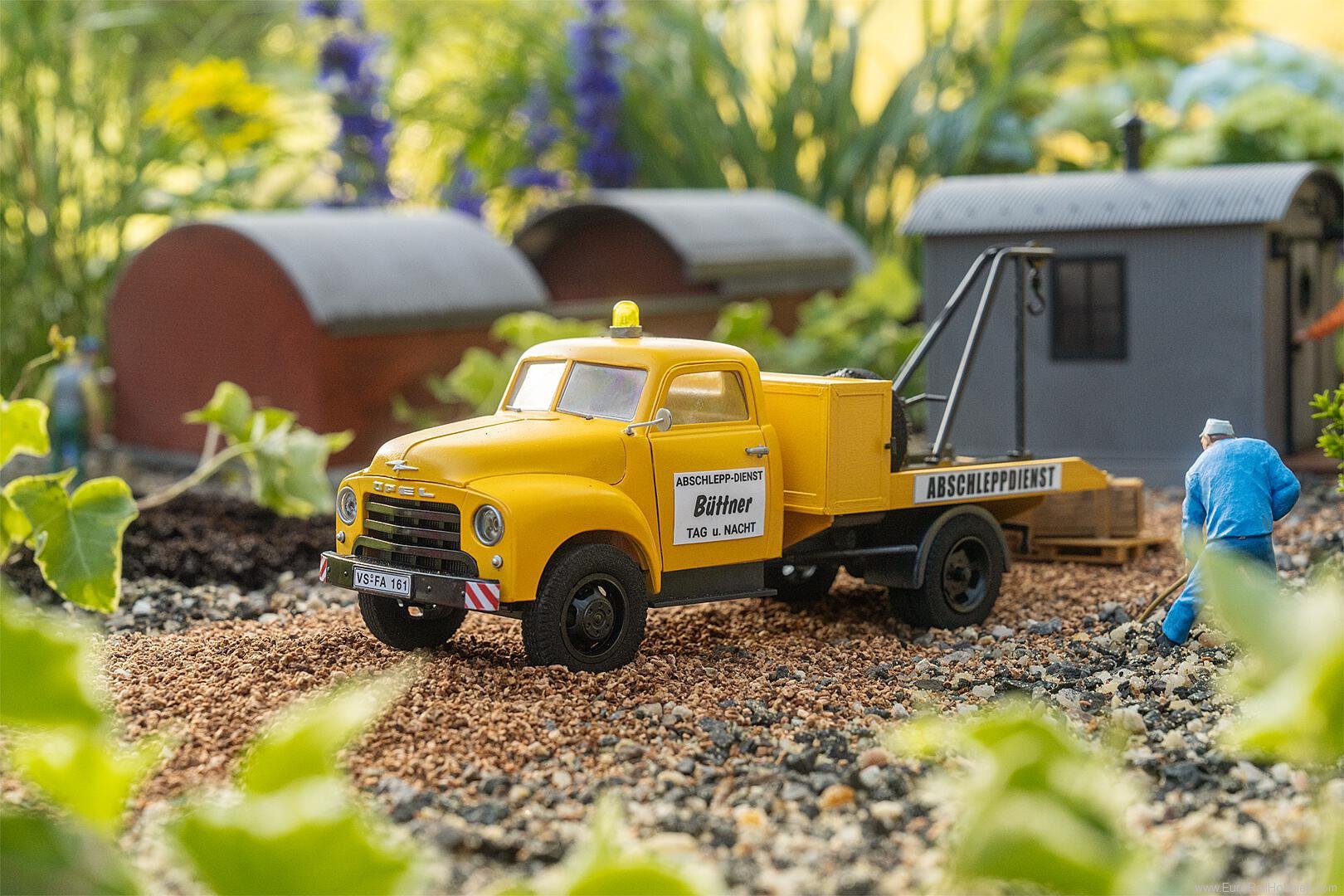 Pola 331618 Pola Tow truck