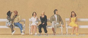 Preiser 10180 Couples seated