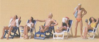 Preiser 10431 Recreation & Sports -- Sunbathers on Folding 