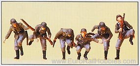 Preiser 16878 Panzergrenadiers dismounting, DR 1939-45