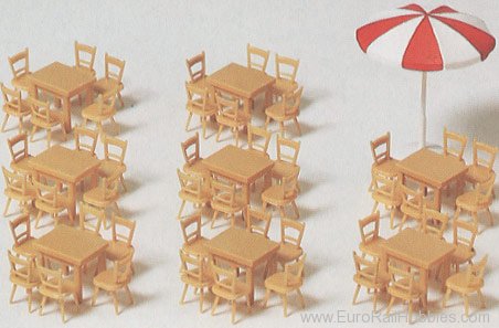 Preiser 17201 Table-8 & chairs-48 w/umb 