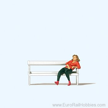 Preiser 28226 Woman sitting on a bench