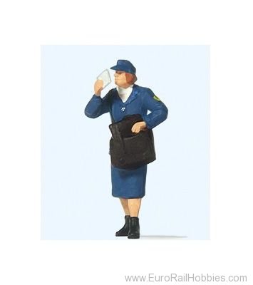 Preiser 28243 Postwoman
