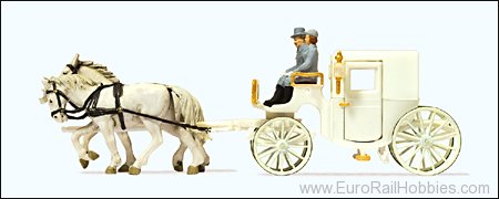 Preiser 30495 Wedding Coach, closed, ready made model